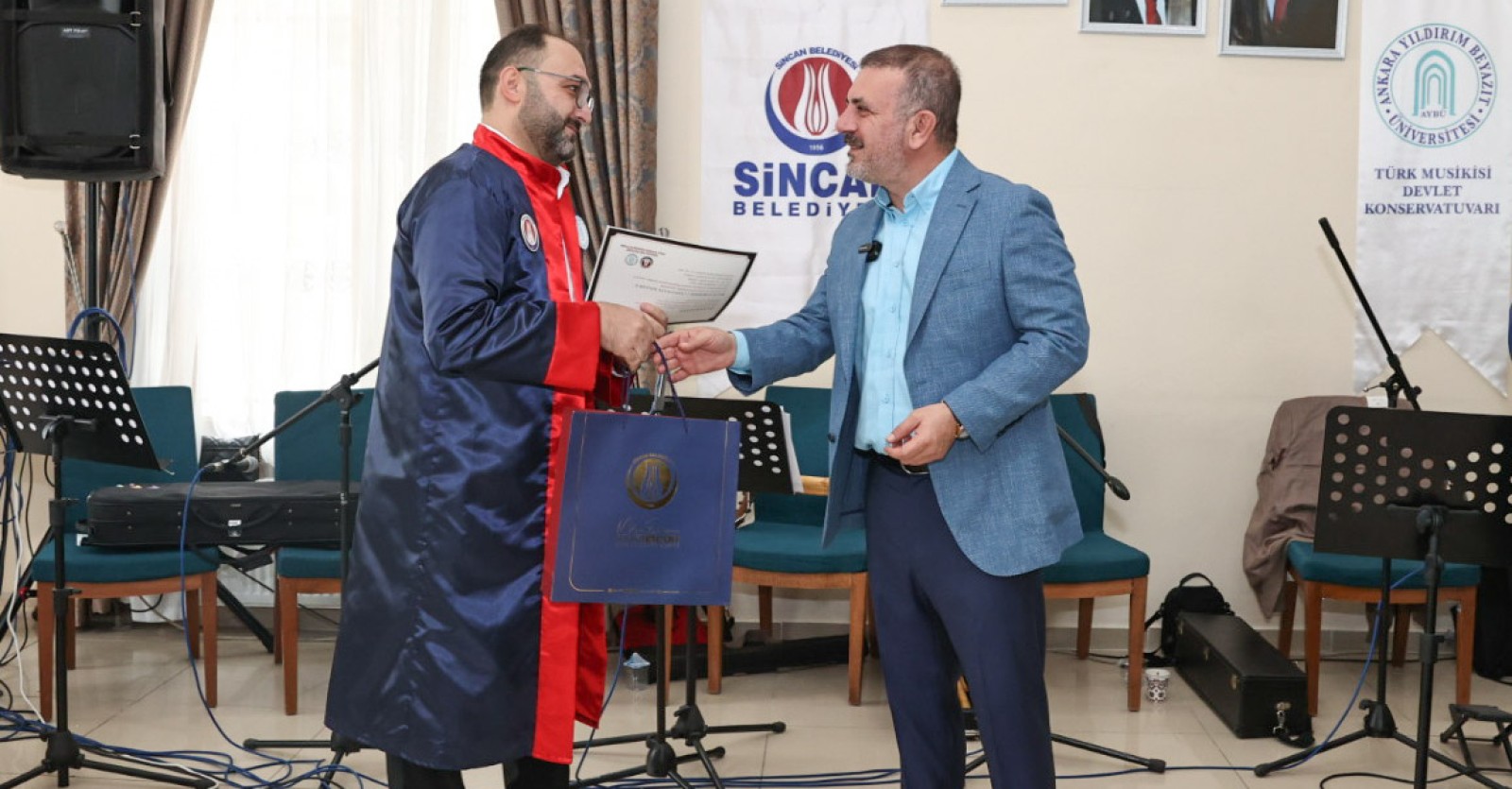 SİNCAN BELEDİYESİ TÜRK MUSİKİSİ KONSERVATUVARINDA DİPLOMA HEYECANI
