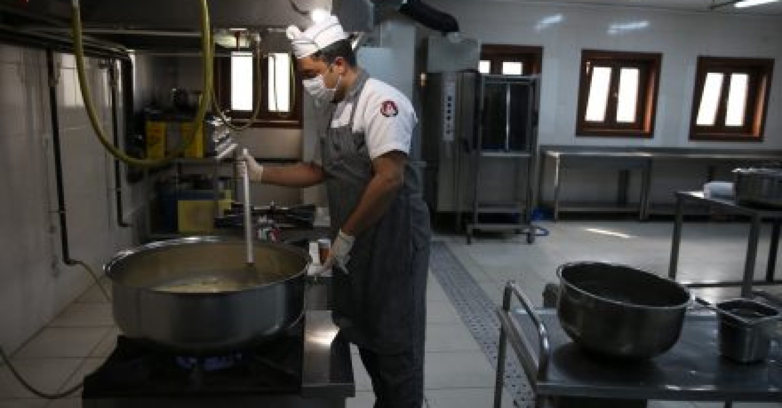 SİNCAN BELEDİYESİNDEN SAĞLIKÇILARA ÇORBA İKRAMI