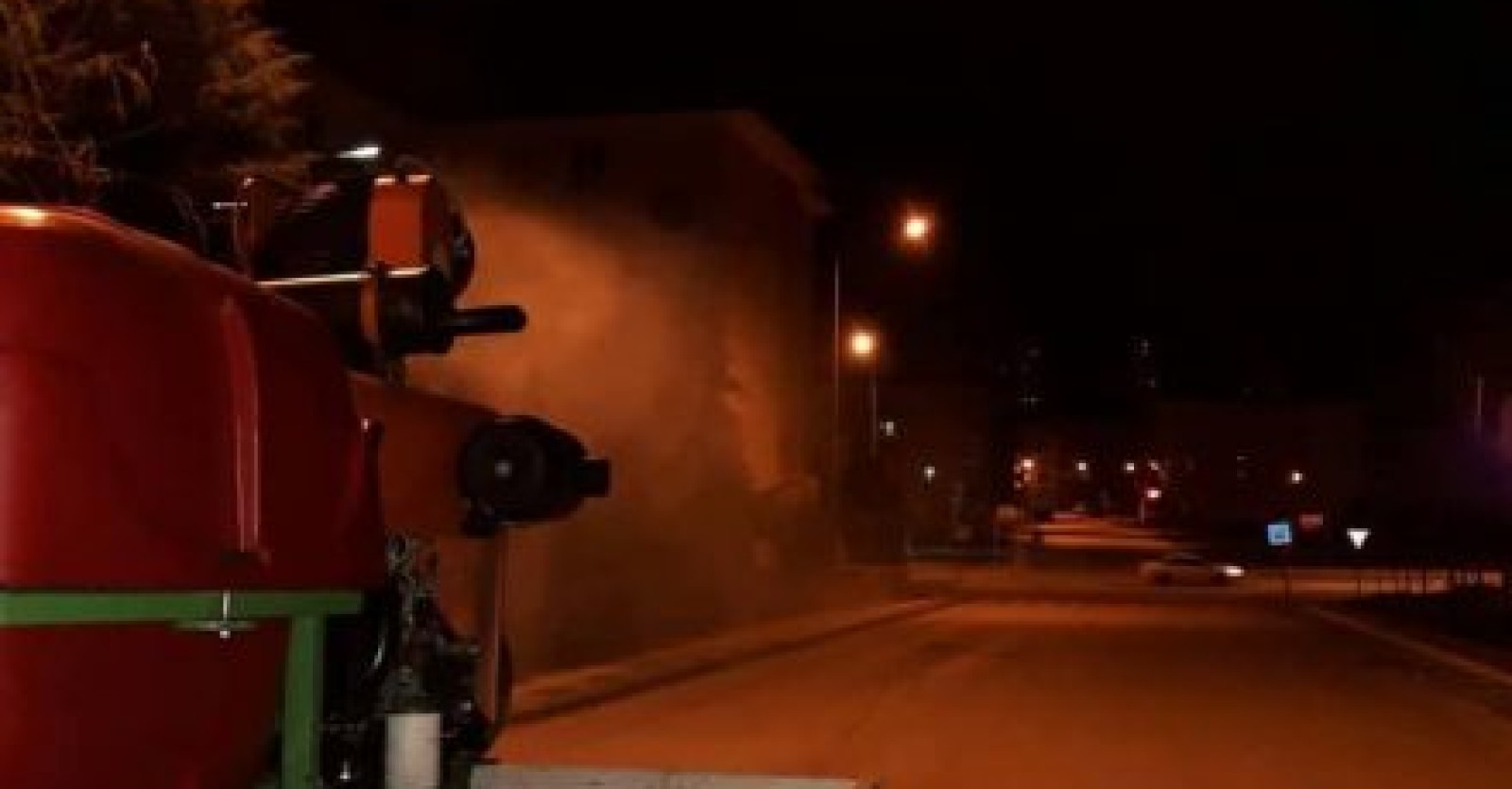 Sincanımızda Koronavirüse karşı dezenfekte çalışmalarımız gece gündüz devam ediyor.