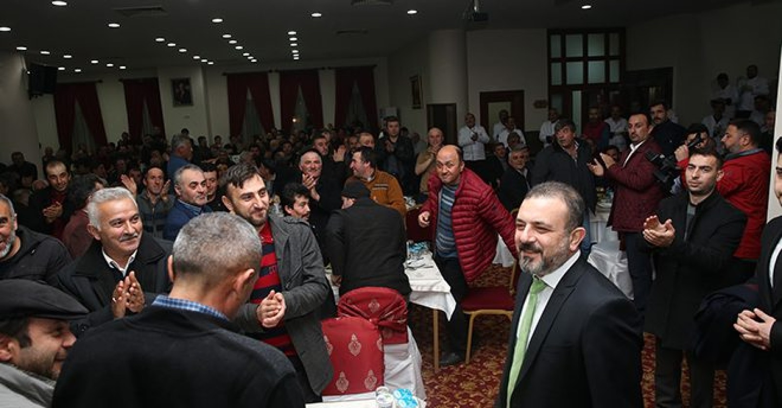 BAŞKAN ERCAN BELEDİYE ÇALIŞANLARIYLA BİR ARAYA GELDİ