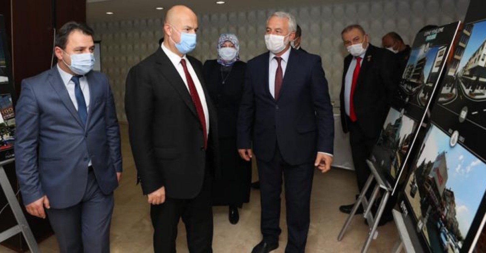 Kaymakamımız Abdullah Küçük ve Başkan Yardımcımız İhsan Duman, Sokak Sağlıklaştırma Projemizle ilgili istişarelerde bulundu.