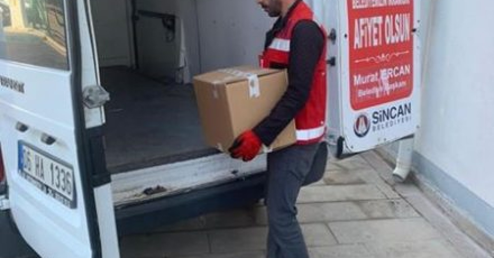 Başkanımız Murat Ercan’ın talimatıyla ihtiyaç sahibi ailelerimize yönelik gıda kolisi dağıtımlarımız aralıksız devam ediyor.